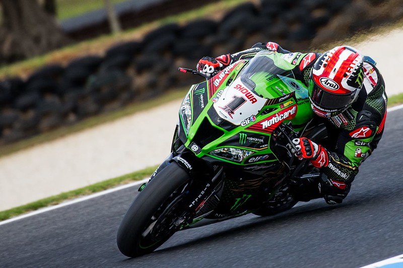 Jonathan Rea on the WorldSBK Kawasaki ZX10-RR